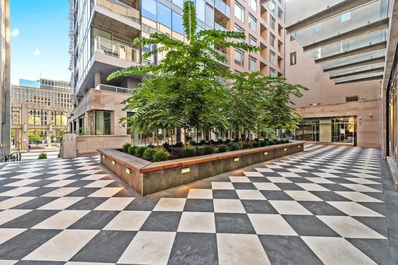 **** Hotel Restays Ottawa Canada